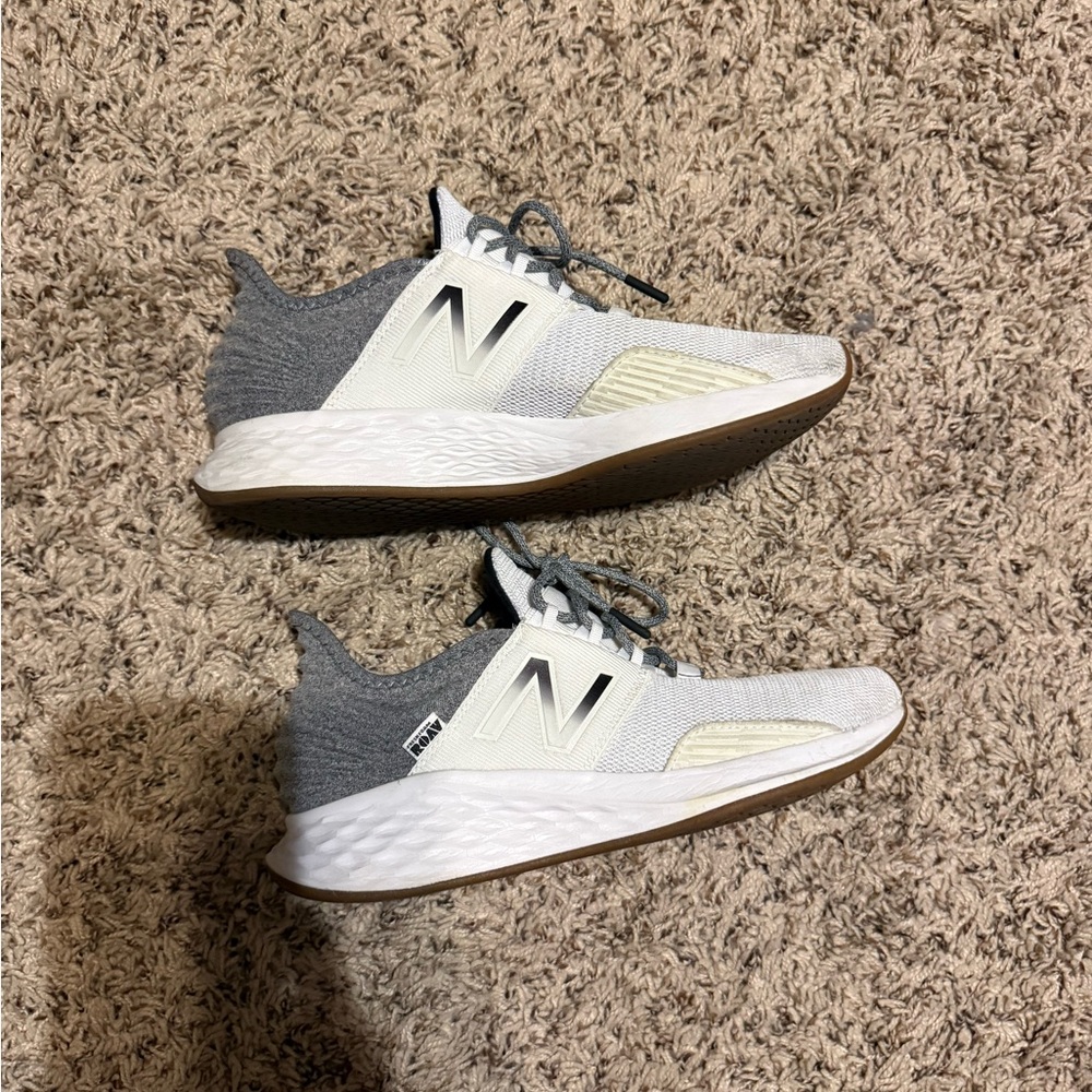 New Balance Women's White and Gray Athletic Sneakers